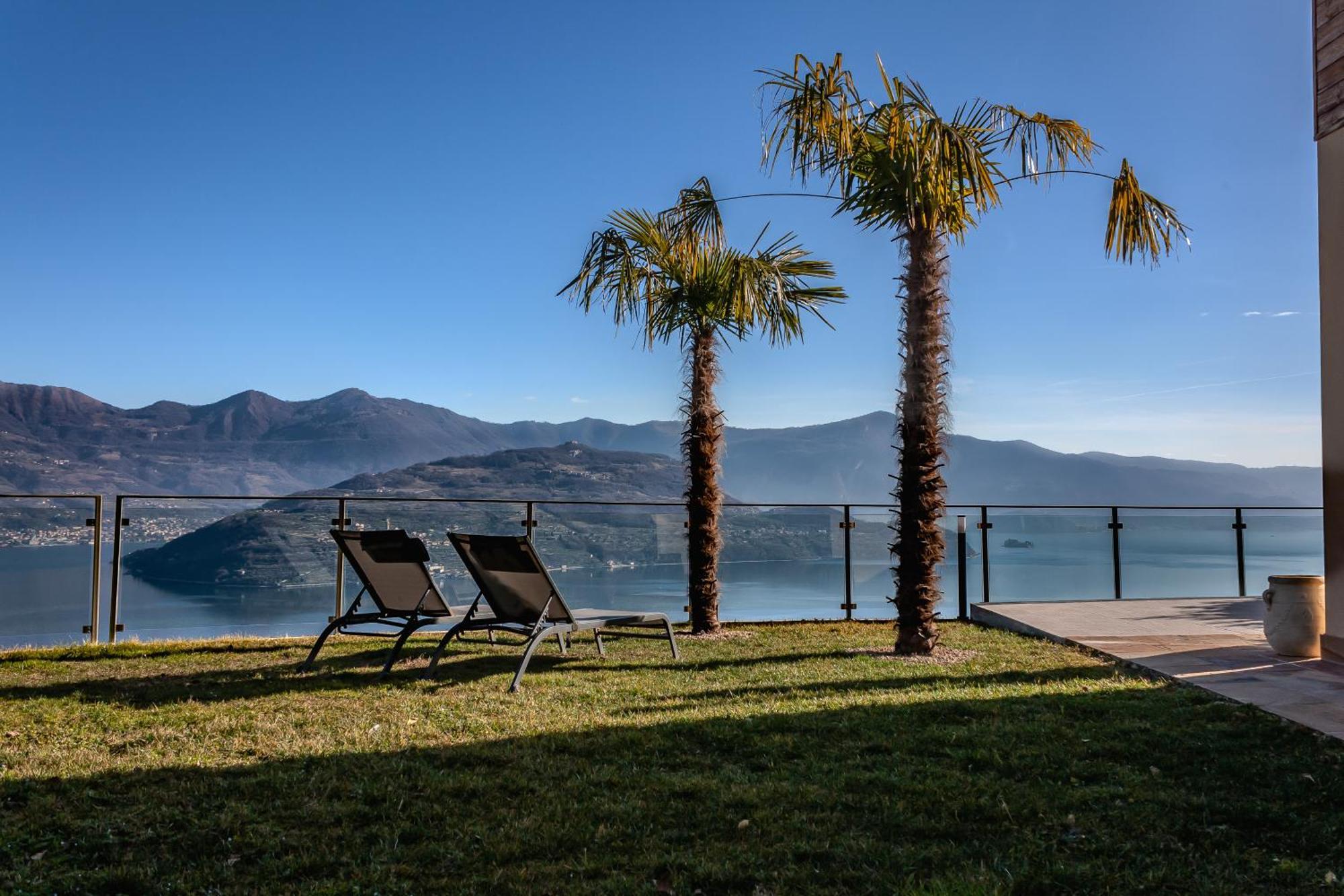 Mia Isola With Lake View, Garden And Swimming Pool Parzanica المظهر الخارجي الصورة