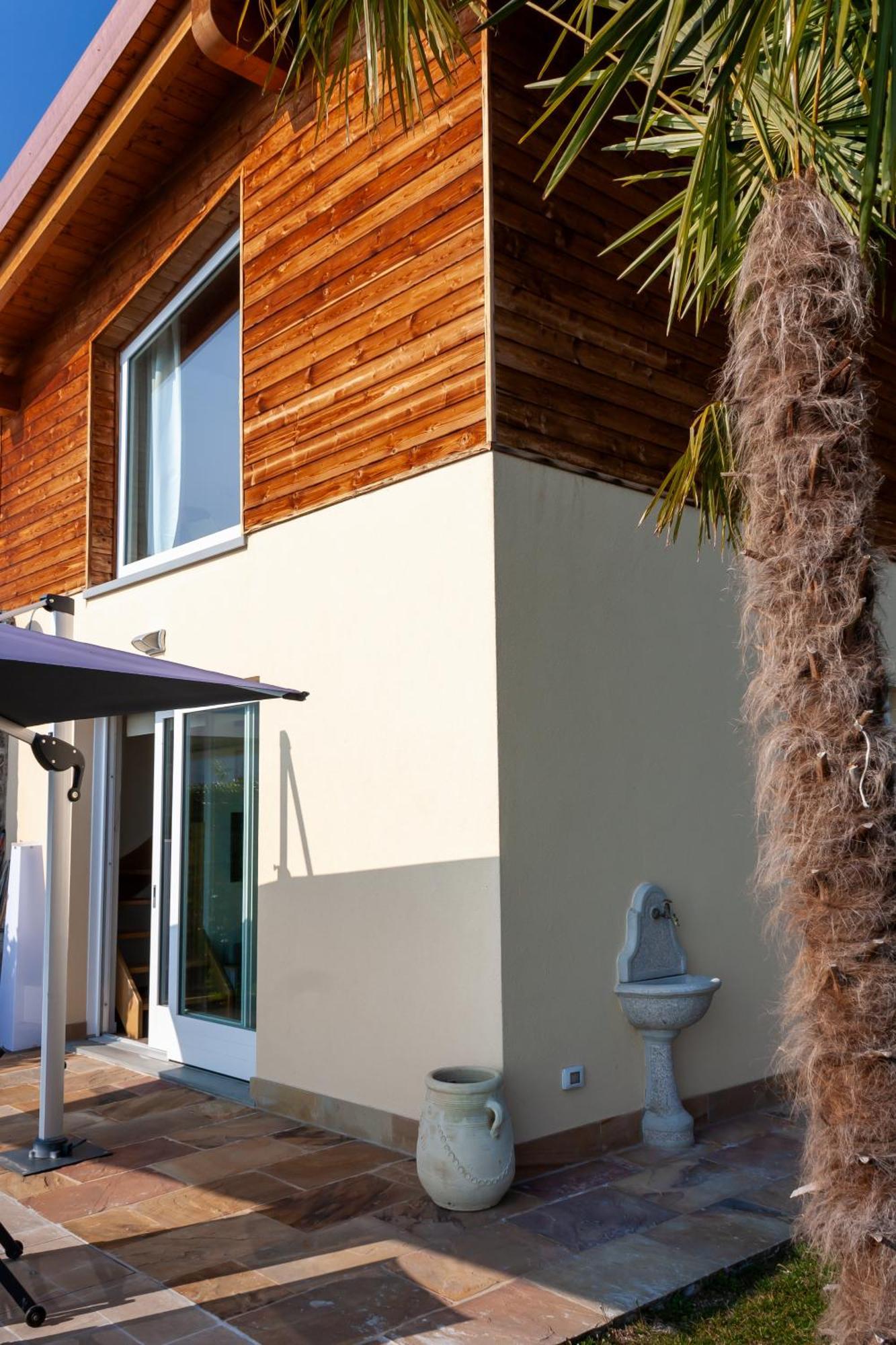 Mia Isola With Lake View, Garden And Swimming Pool Parzanica المظهر الخارجي الصورة