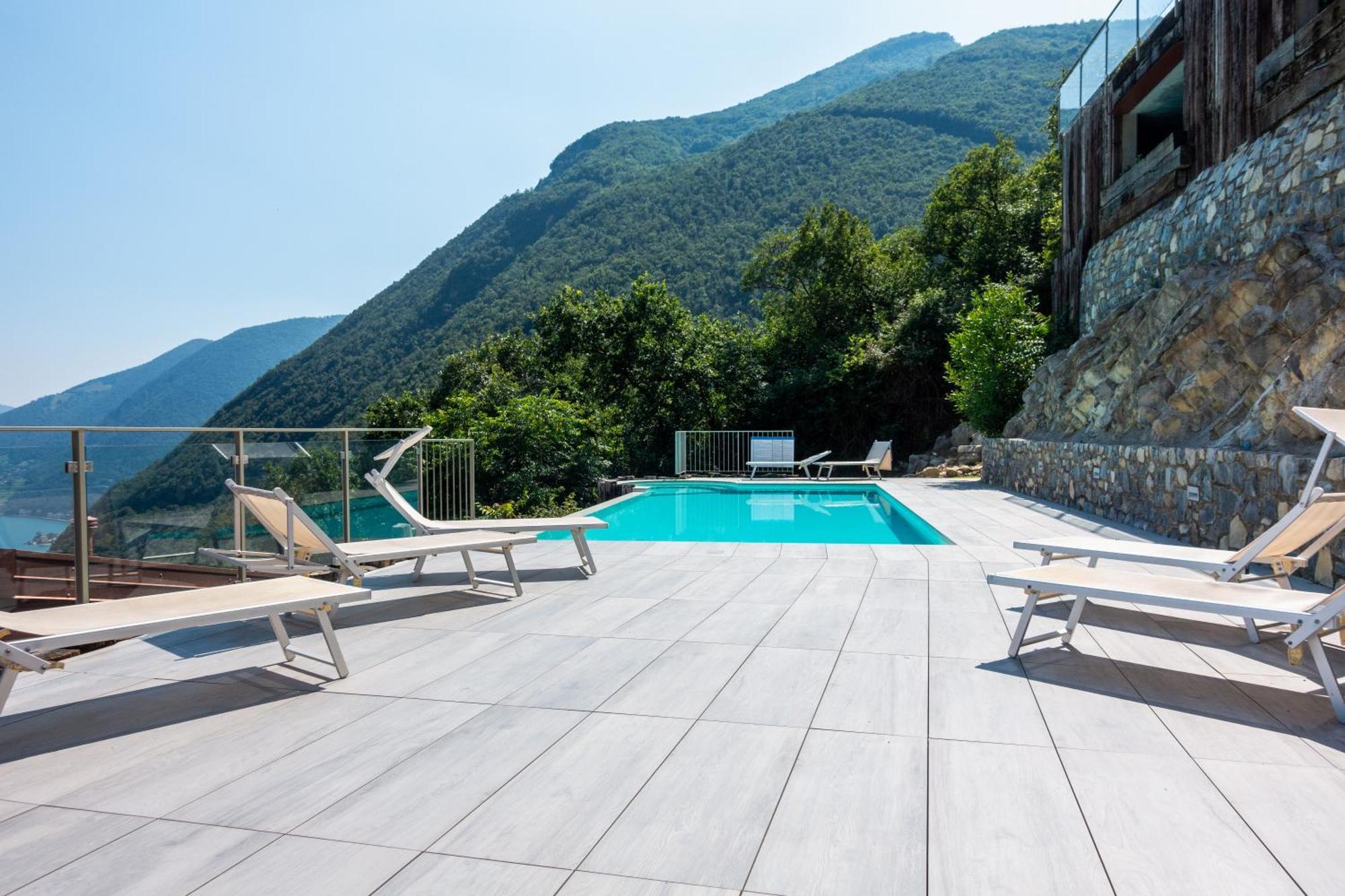 Mia Isola With Lake View, Garden And Swimming Pool Parzanica المظهر الخارجي الصورة